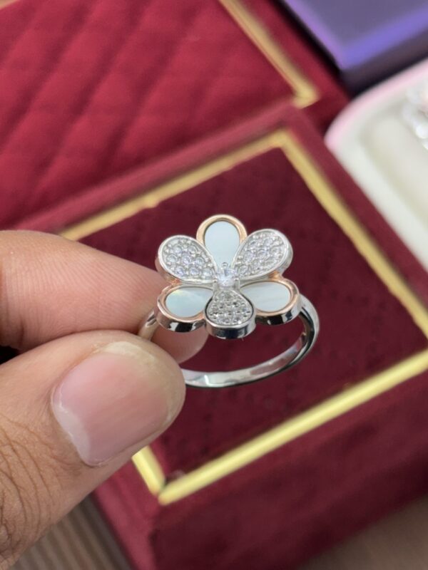 Phoolon Ka Jadoo