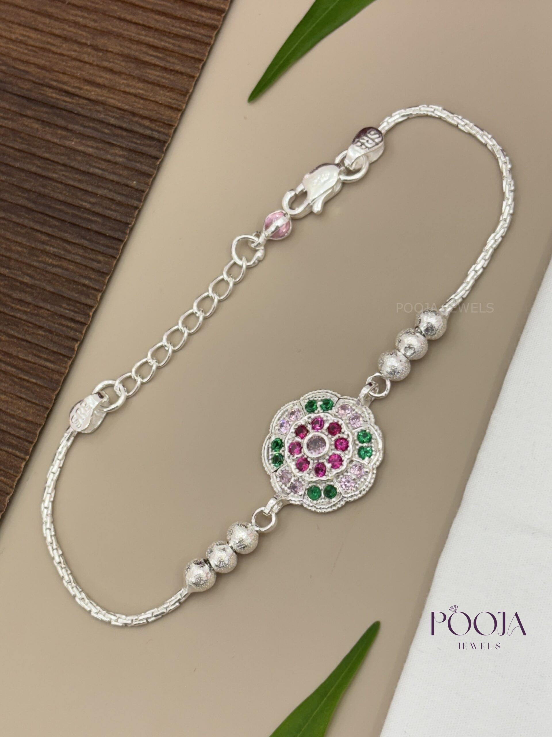 Sundar Traditional Rakhi